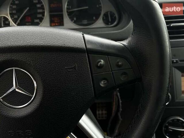 Мерседес Б-класс 2010 в Мукачеве на Automoto.ua Черный Мерседес Б-класс, объемом двигателя 1.99 л и пробегом 257 тыс. км за 9200 $, фото 15 на Automoto.ua