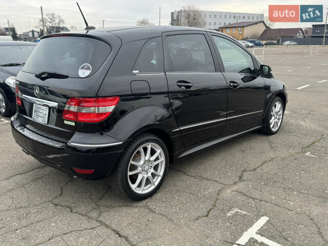 Чорний Мерседес Б-клас, об'ємом двигуна 1.7 л та пробігом 41 тис. км за 8800 $, фото 7 на Automoto.ua