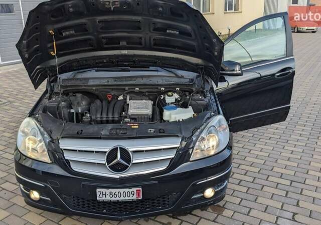 Чорний Мерседес Б-клас, об'ємом двигуна 1.7 л та пробігом 249 тис. км за 8500 $, фото 8 на Automoto.ua