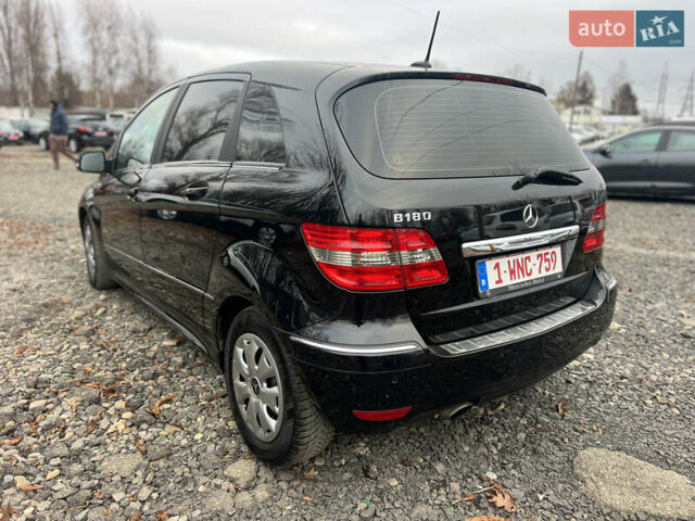 Чорний Мерседес Б-клас, об'ємом двигуна 1.7 л та пробігом 210 тис. км за 8200 $, фото 13 на Automoto.ua
