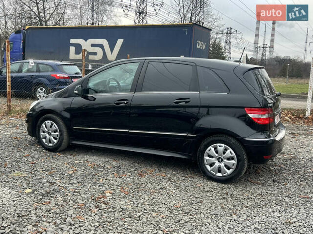 Чорний Мерседес Б-клас, об'ємом двигуна 1.7 л та пробігом 210 тис. км за 8200 $, фото 58 на Automoto.ua