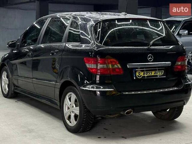 Черный Мерседес Б-класс, объемом двигателя 2.03 л и пробегом 280 тыс. км за 6700 $, фото 3 на Automoto.ua