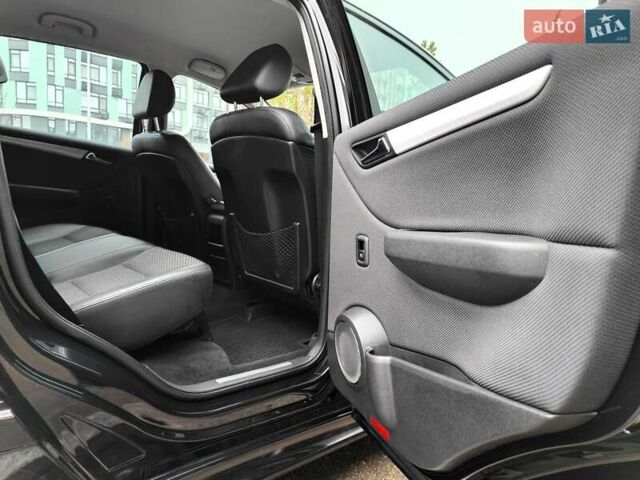 Черный Мерседес Б-класс, объемом двигателя 1.7 л и пробегом 117 тыс. км за 7490 $, фото 56 на Automoto.ua