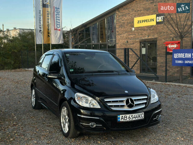 Черный Мерседес Б-класс, объемом двигателя 1.5 л и пробегом 222 тыс. км за 8200 $, фото 9 на Automoto.ua