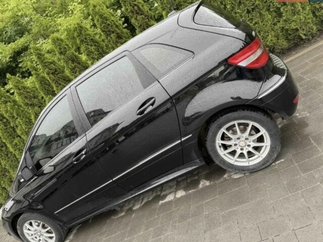 Чорний Мерседес Б-клас, об'ємом двигуна 2 л та пробігом 270 тис. км за 7000 $, фото 1 на Automoto.ua