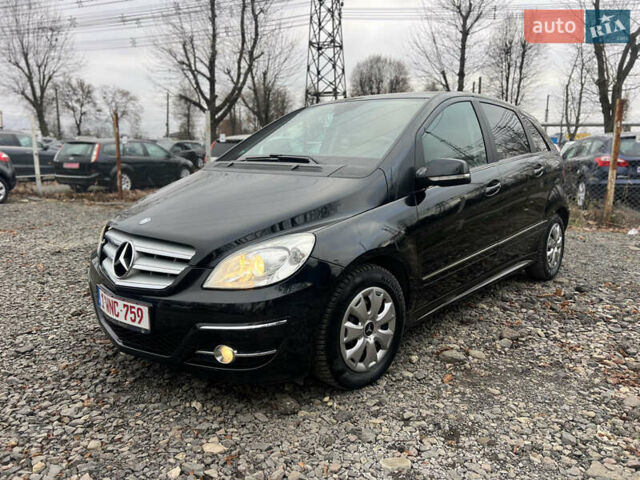 Чорний Мерседес Б-клас, об'ємом двигуна 1.7 л та пробігом 210 тис. км за 8200 $, фото 18 на Automoto.ua
