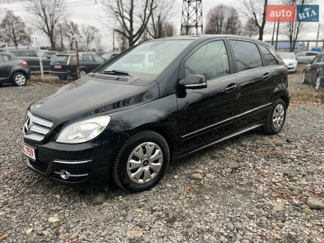 Чорний Мерседес Б-клас, об'ємом двигуна 1.7 л та пробігом 210 тис. км за 8200 $, фото 1 на Automoto.ua