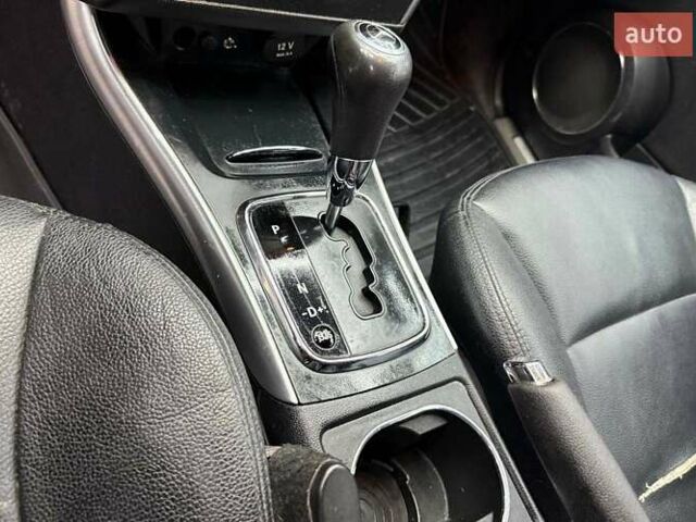 Черный Мерседес Б-класс, объемом двигателя 2.03 л и пробегом 280 тыс. км за 6700 $, фото 12 на Automoto.ua