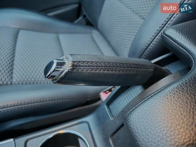 Черный Мерседес Б-класс, объемом двигателя 1.8 л и пробегом 70 тыс. км за 7999 $, фото 40 на Automoto.ua