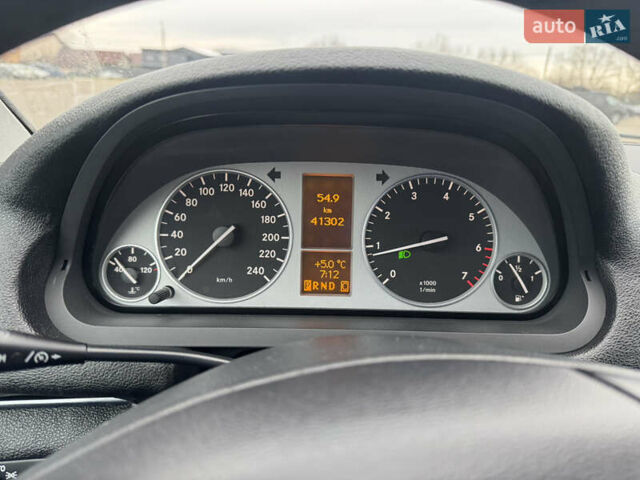 Чорний Мерседес Б-клас, об'ємом двигуна 1.7 л та пробігом 41 тис. км за 8800 $, фото 9 на Automoto.ua