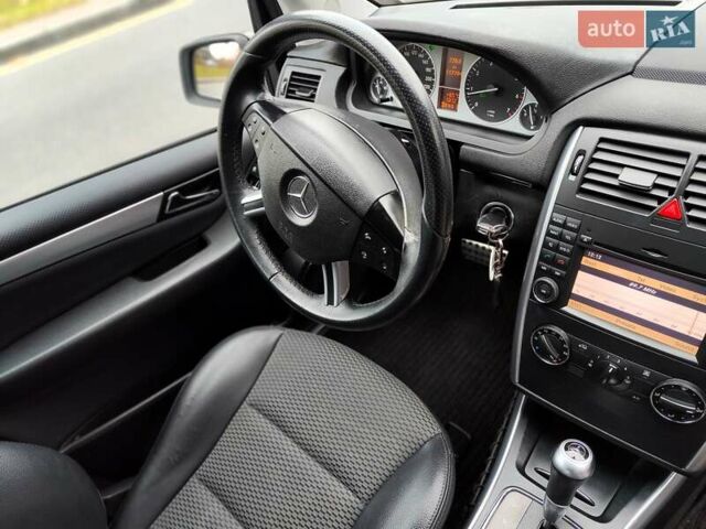 Черный Мерседес Б-класс, объемом двигателя 1.7 л и пробегом 117 тыс. км за 7490 $, фото 52 на Automoto.ua