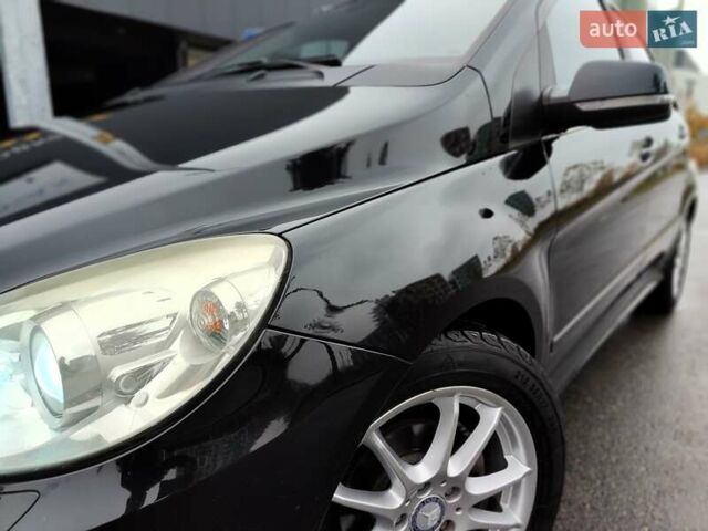 Черный Мерседес Б-класс, объемом двигателя 1.7 л и пробегом 117 тыс. км за 7490 $, фото 2 на Automoto.ua