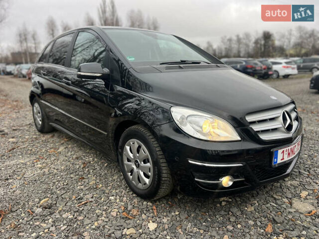 Черный Мерседес Б-класс, объемом двигателя 1.7 л и пробегом 215 тыс. км за 8200 $, фото 7 на Automoto.ua