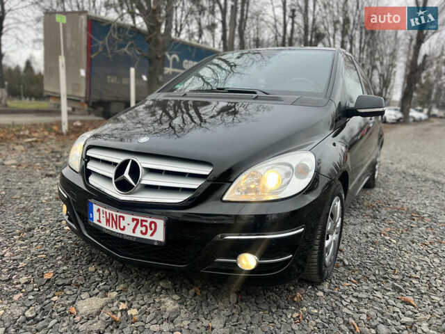 Черный Мерседес Б-класс, объемом двигателя 1.7 л и пробегом 215 тыс. км за 8200 $, фото 3 на Automoto.ua