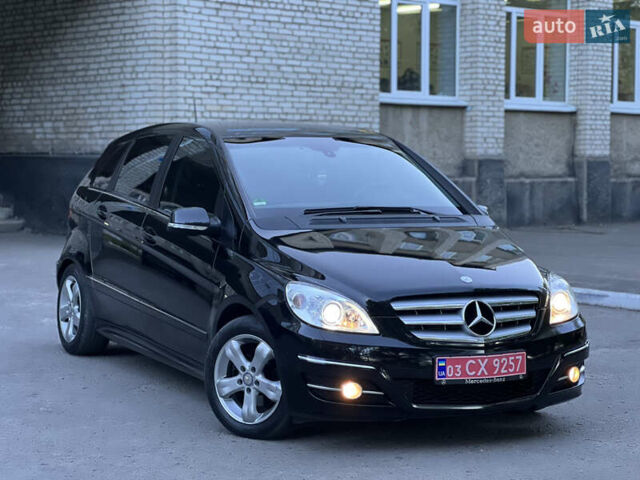 Чорний Мерседес Б-клас, об'ємом двигуна 2 л та пробігом 238 тис. км за 7950 $, фото 1 на Automoto.ua