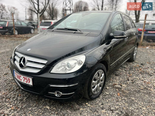 Чорний Мерседес Б-клас, об'ємом двигуна 1.7 л та пробігом 210 тис. км за 8200 $, фото 2 на Automoto.ua
