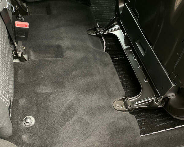 Черный Мерседес Б-класс, объемом двигателя 1.7 л и пробегом 76 тыс. км за 8600 $, фото 34 на Automoto.ua