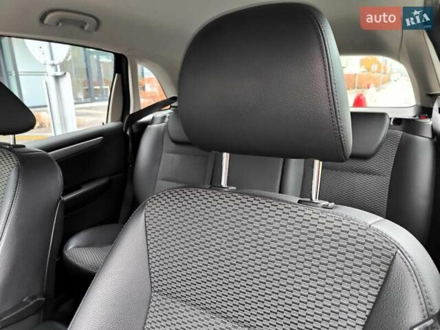 Черный Мерседес Б-класс, объемом двигателя 1.7 л и пробегом 117 тыс. км за 7490 $, фото 38 на Automoto.ua