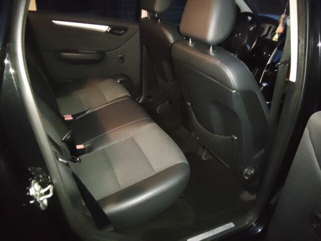 Черный Мерседес Б-класс, объемом двигателя 1.7 л и пробегом 150 тыс. км за 8000 $, фото 13 на Automoto.ua