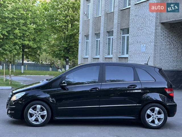 Чорний Мерседес Б-клас, об'ємом двигуна 2 л та пробігом 238 тис. км за 7950 $, фото 7 на Automoto.ua