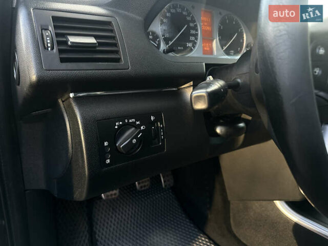 Черный Мерседес Б-класс, объемом двигателя 1.5 л и пробегом 222 тыс. км за 8200 $, фото 26 на Automoto.ua