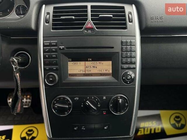 Мерседес Б-класс 2010 в Мукачеве на Automoto.ua Черный Мерседес Б-класс, объемом двигателя 1.99 л и пробегом 257 тыс. км за 9200 $, фото 19 на Automoto.ua