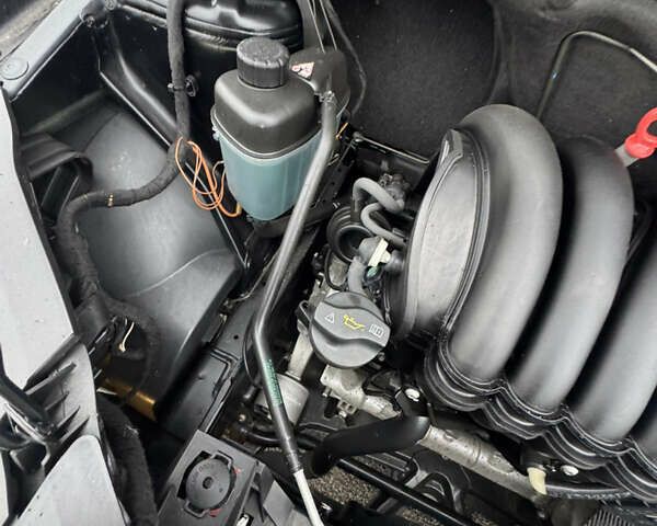 Чорний Мерседес Б-клас, об'ємом двигуна 1.7 л та пробігом 41 тис. км за 8800 $, фото 19 на Automoto.ua