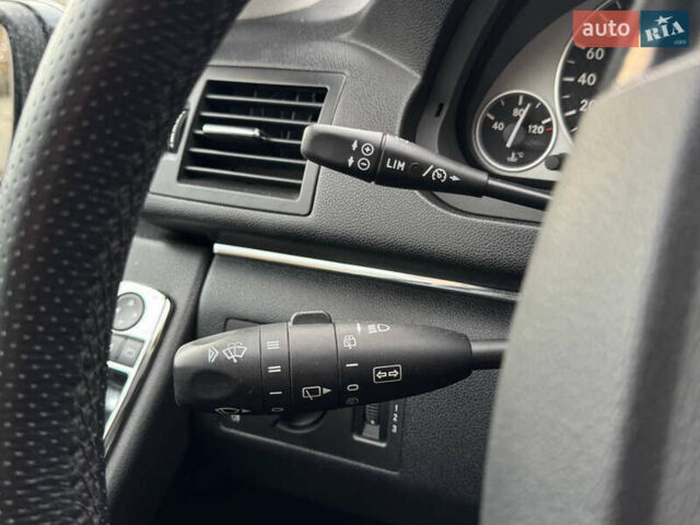 Мерседес Б-класс 2010 в Киеве на Automoto.ua Черный Мерседес Б-класс, объемом двигателя 1.7 л и пробегом 85 тыс. км за 9190 $, фото 17 на Automoto.ua