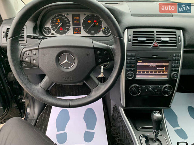 Черный Мерседес Б-класс, объемом двигателя 1.7 л и пробегом 76 тыс. км за 8600 $, фото 19 на Automoto.ua