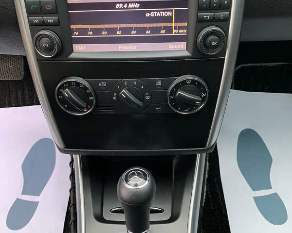 Черный Мерседес Б-класс, объемом двигателя 1.7 л и пробегом 76 тыс. км за 8600 $, фото 21 на Automoto.ua