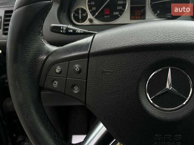Мерседес Б-класс 2010 в Мукачеве на Automoto.ua Черный Мерседес Б-класс, объемом двигателя 1.99 л и пробегом 257 тыс. км за 9200 $, фото 14 на Automoto.ua