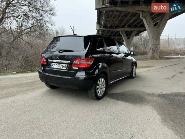 Чорний Мерседес Б-клас, об'ємом двигуна 1.7 л та пробігом 76 тис. км за 7599 $, фото 7 на Automoto.ua