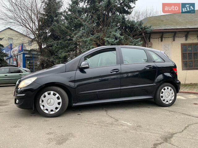 Черный Мерседес Б-класс, объемом двигателя 1.7 л и пробегом 76 тыс. км за 8600 $, фото 20 на Automoto.ua