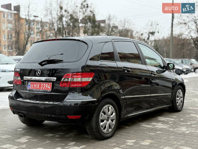 Черный Мерседес Б-класс, объемом двигателя 1.7 л и пробегом 215 тыс. км за 8200 $, фото 6 на Automoto.ua