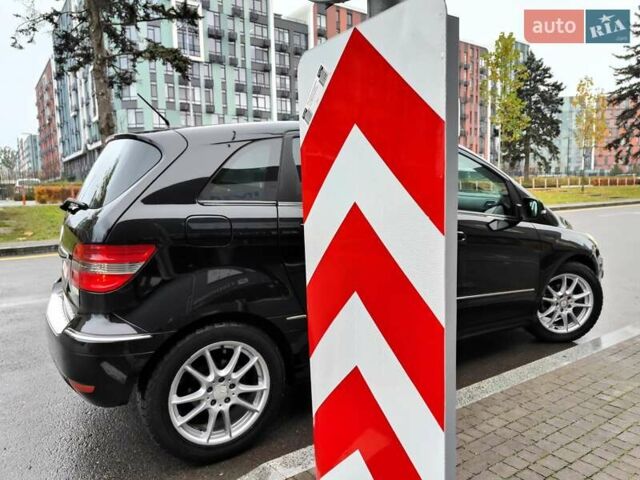 Черный Мерседес Б-класс, объемом двигателя 1.7 л и пробегом 117 тыс. км за 7490 $, фото 23 на Automoto.ua