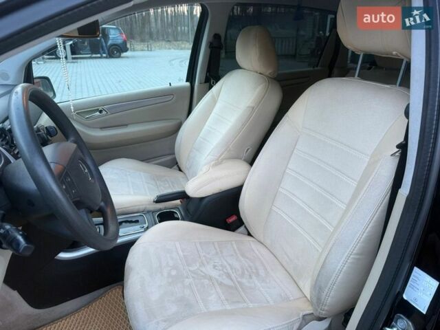 Черный Мерседес Б-класс, объемом двигателя 1.99 л и пробегом 207 тыс. км за 9300 $, фото 6 на Automoto.ua