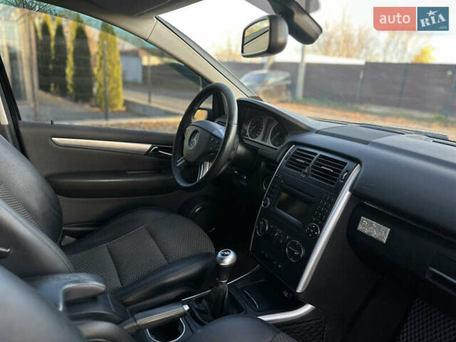 Черный Мерседес Б-класс, объемом двигателя 1.5 л и пробегом 222 тыс. км за 8200 $, фото 45 на Automoto.ua