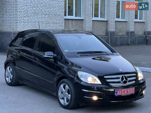Чорний Мерседес Б-клас, об'ємом двигуна 2 л та пробігом 238 тис. км за 7950 $, фото 35 на Automoto.ua