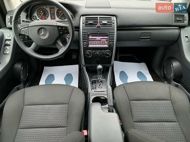 Черный Мерседес Б-класс, объемом двигателя 1.7 л и пробегом 76 тыс. км за 8600 $, фото 18 на Automoto.ua