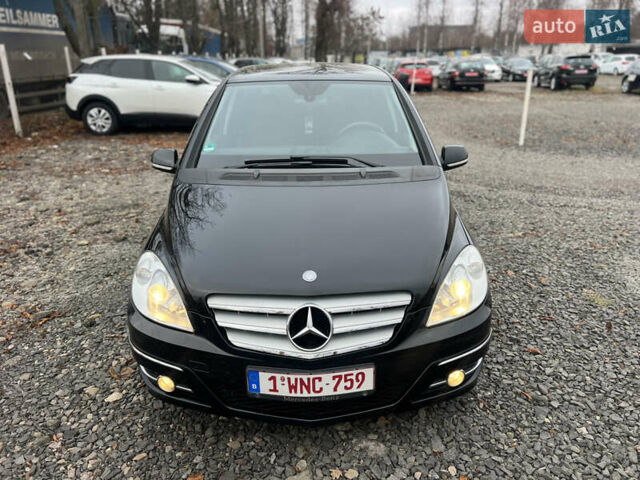 Чорний Мерседес Б-клас, об'ємом двигуна 1.7 л та пробігом 210 тис. км за 8200 $, фото 25 на Automoto.ua