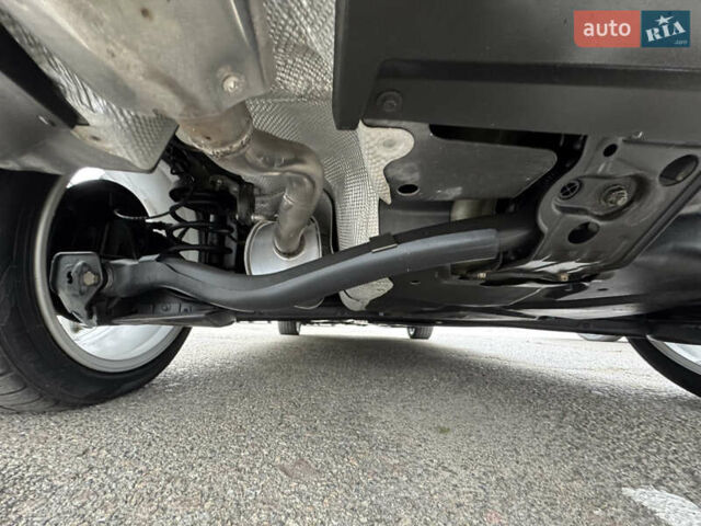 Чорний Мерседес Б-клас, об'ємом двигуна 1.7 л та пробігом 49 тис. км за 8900 $, фото 20 на Automoto.ua