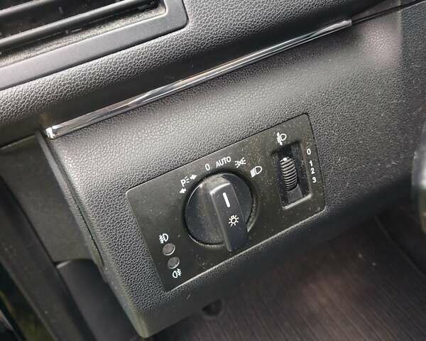 Черный Мерседес Б-класс, объемом двигателя 1.7 л и пробегом 114 тыс. км за 8900 $, фото 17 на Automoto.ua