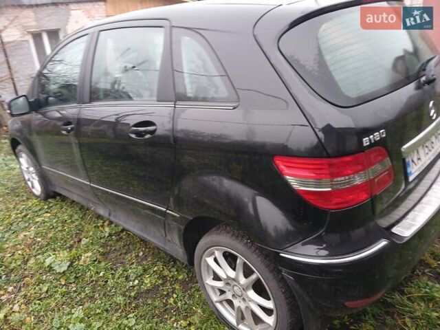 Черный Мерседес Б-класс, объемом двигателя 1.7 л и пробегом 114 тыс. км за 8900 $, фото 23 на Automoto.ua