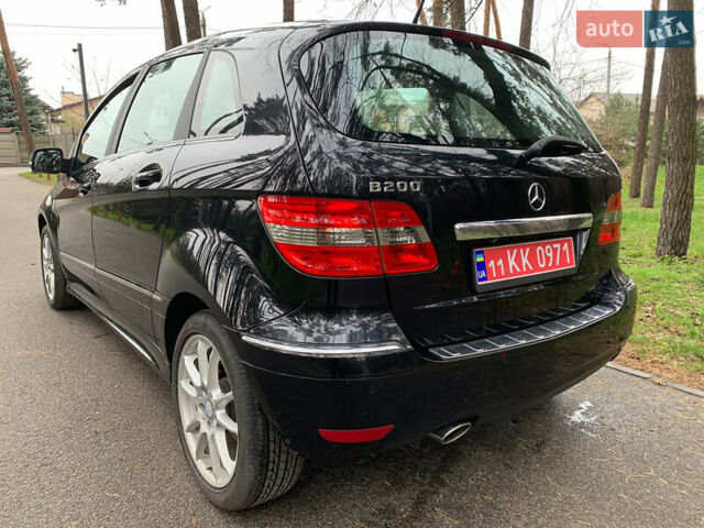 Чорний Мерседес Б-клас, об'ємом двигуна 2 л та пробігом 51 тис. км за 9100 $, фото 6 на Automoto.ua