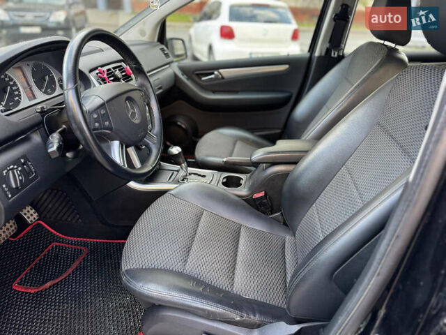 Чорний Мерседес Б-клас, об'ємом двигуна 1.99 л та пробігом 224 тис. км за 8750 $, фото 11 на Automoto.ua