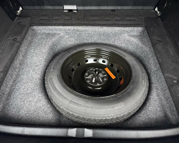 Чорний Мерседес Б-клас, об'ємом двигуна 1.7 л та пробігом 49 тис. км за 8900 $, фото 18 на Automoto.ua