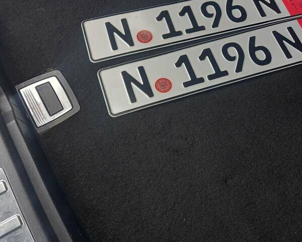 Черный Мерседес Б-класс, объемом двигателя 1.99 л и пробегом 202 тыс. км за 7700 $, фото 16 на Automoto.ua