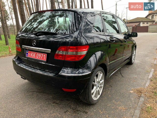 Чорний Мерседес Б-клас, об'ємом двигуна 2 л та пробігом 51 тис. км за 9100 $, фото 10 на Automoto.ua