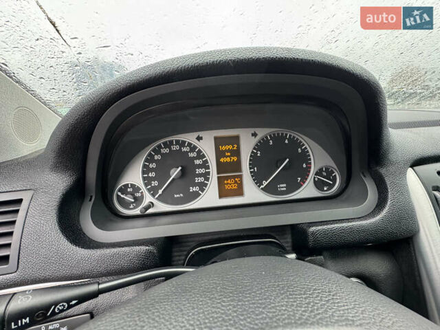 Чорний Мерседес Б-клас, об'ємом двигуна 1.7 л та пробігом 49 тис. км за 8900 $, фото 12 на Automoto.ua