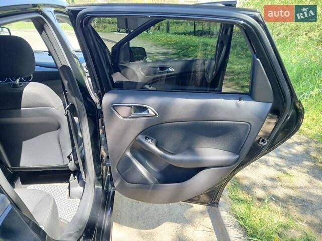 Черный Мерседес Б-класс, объемом двигателя 1.8 л и пробегом 236 тыс. км за 11300 $, фото 20 на Automoto.ua